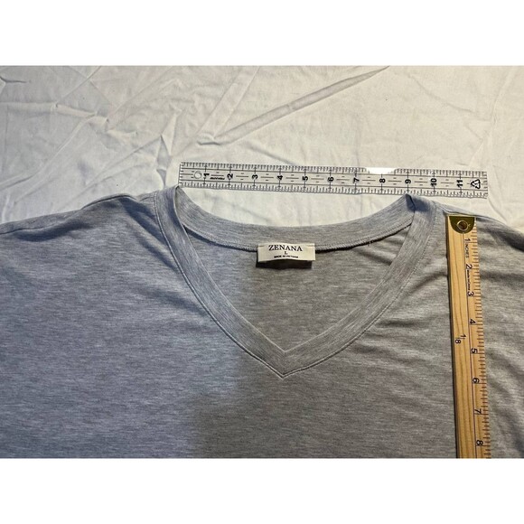 Zenana Short Sleeve Shirt Womens Large Gray V-Neck Casual Everyday Minimalist - Picture 2 of 4